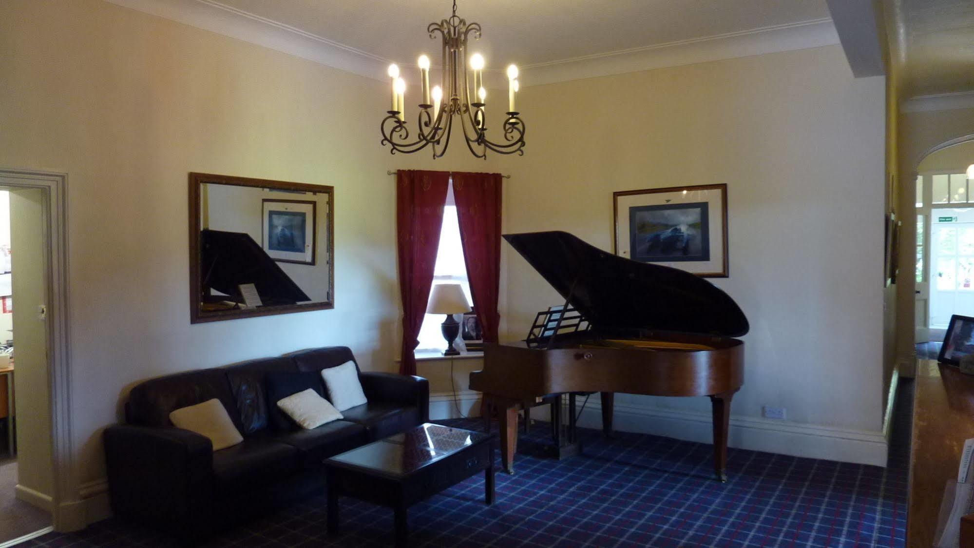 The Coniston Inn - The Inn Collection Group Interieur foto
